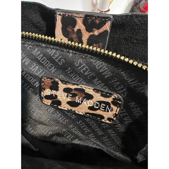 Steve Madden 7x7 animal print multi pocket small satchel embroidered 3-D rose - Picture 5 of 13
